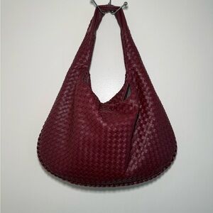 Woven Hobo Shoulder Bag - Burgundy